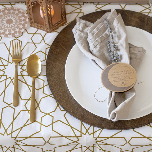 Easy Ways to Style a Ramadan Table
