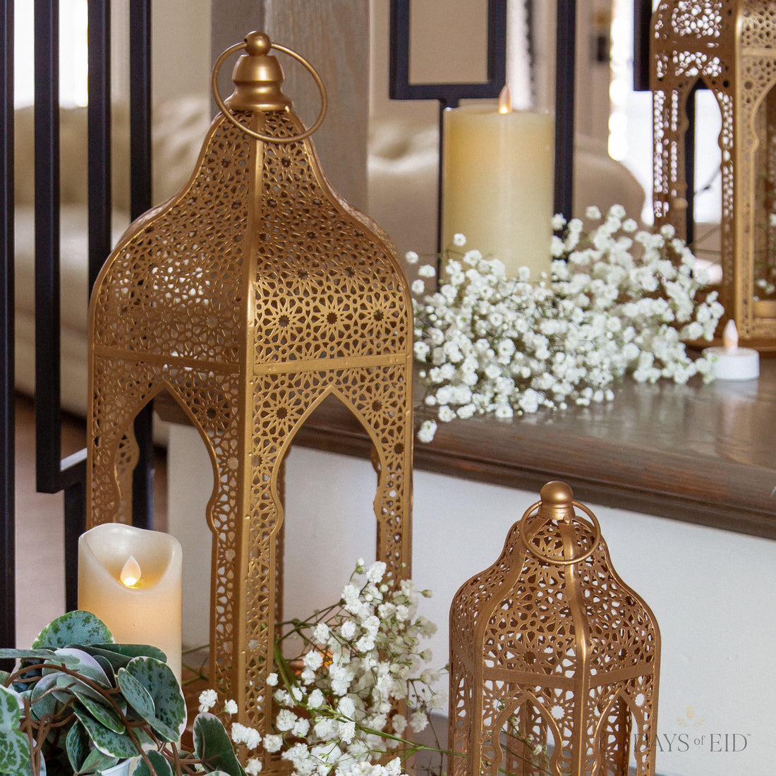 Moroccan Lanterns and Baby's Breath Flowers